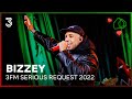 Bizzey live met ‘Zo Fly (Met Je Naar De Club)’ | 3FM Serious Request 2022 | NPO 3FM