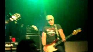 Division Minuscula   Betty Boop con mariana elli noise