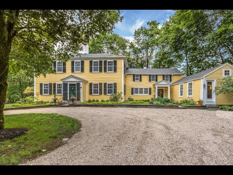 1580 Canton Ave, Milton MA - Maureen Berry Tel:617-515-6520 & Francine Jeffers