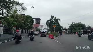 MENYUSURI JALAN DI YOGYA