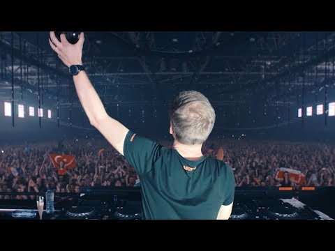 A State Of Trance Year Mix 2018 [OUT NOW] (Mixed by Armin van Buuren)