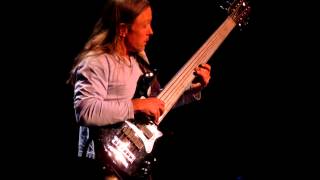 Steve Bailey solo with his six string fretless bass