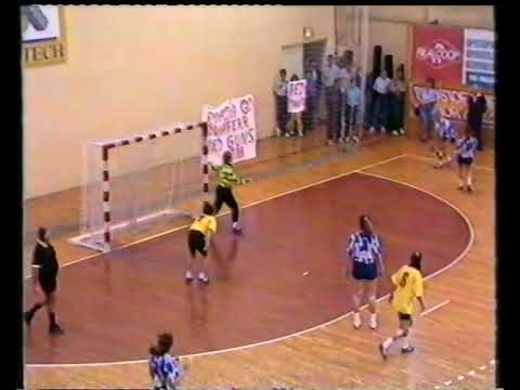 Dunaferr SE - Vasas women handball game (1993)