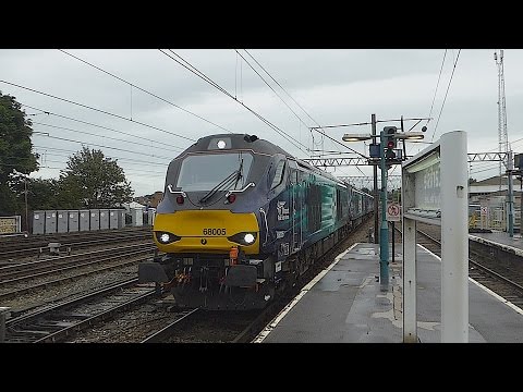 3 DRS Class 68s pass Carlisle (26/9/16)
