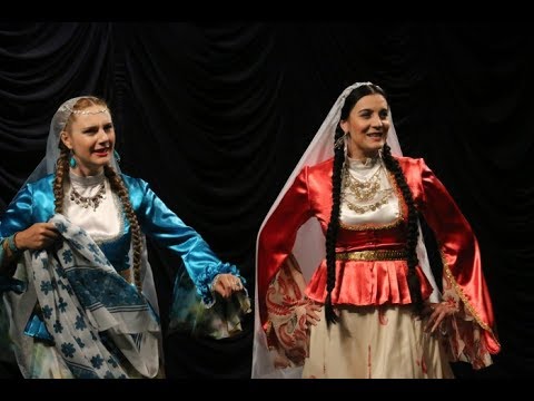 В Крымскотатарском театре прошла премьера комедии «Алтын келин»
