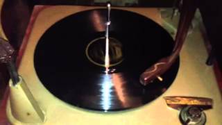 Hamp's Boogie Woogie - Lionel Hampton & His Orchestra (1944)