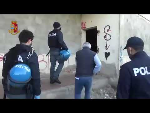 operazione per lo sgombero del complesso Santa Cristina