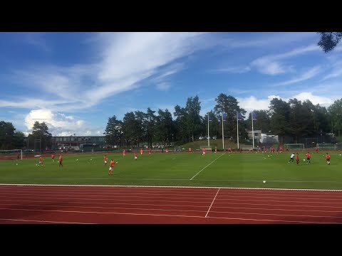 Alkuverryttelyä Hiekkaharjussa. FC Legirus Inter - MiPK klo 18.30. #kakkonen