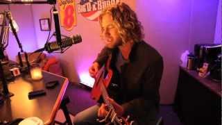Casey James - Crying on a Suitcase Acoustic