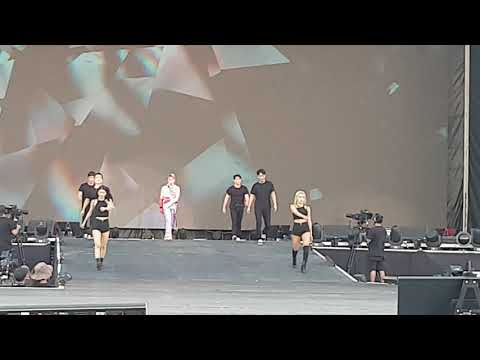 190119 KEY 키 (SHINee) “Good Good” - SMTOWN Special Stage in SANTIAGO. [HD]