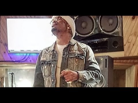 Guariboa arremete contra la fanaticada de Lapiz conciente y los llama HATERS