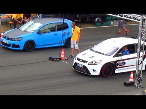 VW GOLF 6 R 32 vs FORD Focus RS 1/4 Mile Drag Race Viertelmeile Rennen Acceleration