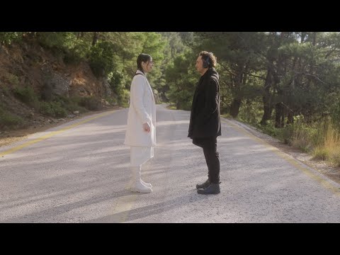 MYRIELLA  -  Skepseis  (Official Music Video)