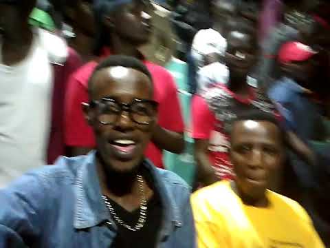 Ayo arya nayanjye by King james uburyohe concert