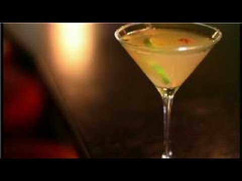 Cocktail Lounge Recipes : How to Make Martinis With Cointreau