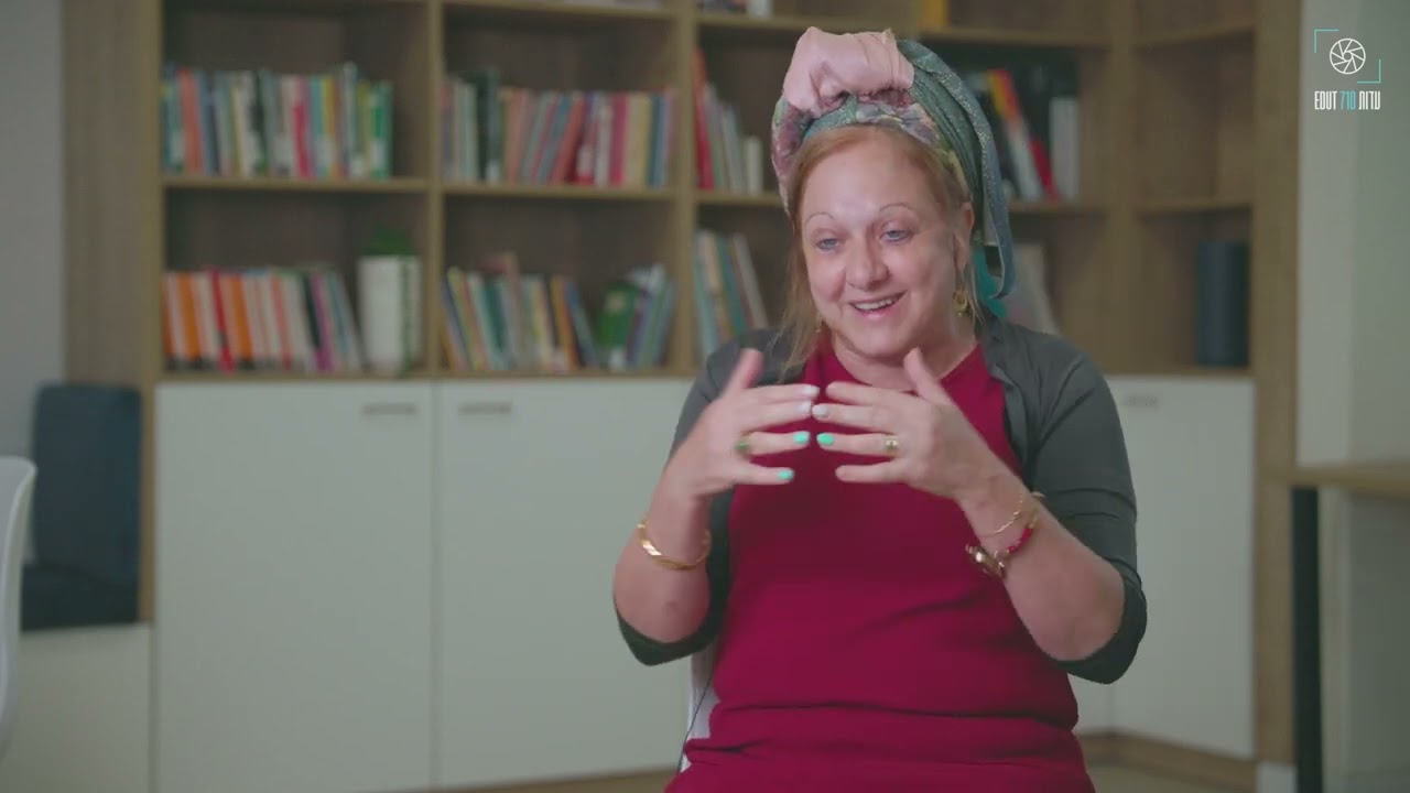 מירב קרסנטי