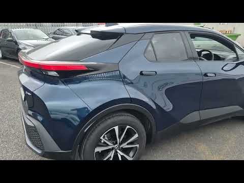 Toyota C-HR 1.8 HYBRID SPORT 5DR**DEMO MODEL** - Image 2
