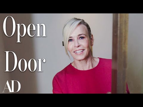 download lagu mp3 mp4 Chelsea Lately Tour, download lagu Chelsea Lately Tour gratis, unduh video klip Chelsea Lately Tour