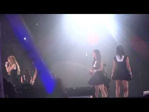 Girls Generation opening song for KCON 2014- Mr. Mr. at LA