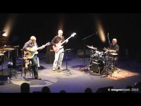 Paolo Loveri Trio - Monday Morning (Live at Théâtre Marni)