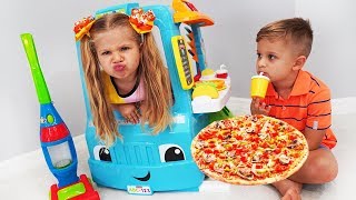 Diana Pretend play with Fun Food Truck Toy