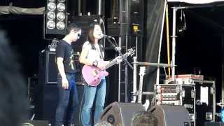 Shonen Knife (少年ナイフ) Soundcheck Tokyo Crazy Kawaii Paris 2013 (Osaka Rock City)