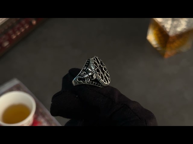 خاتم رجالي فضة استرليني مزين بأحجار زركون سوداء