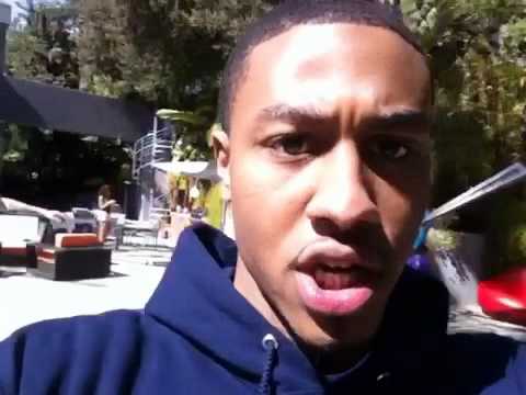 I'm In LA At A Big Ass Crib