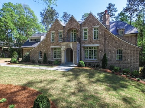 English Country Estate in Buckhead Alanta - 1126 East Beachwood