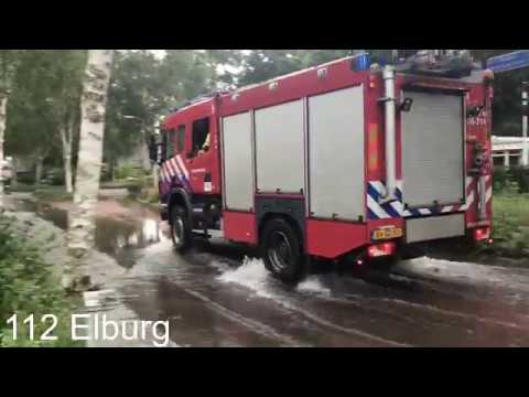 (Ingezonden) P1 Brandweer Nunspeet met spoed door het water naar een wateroverlast
