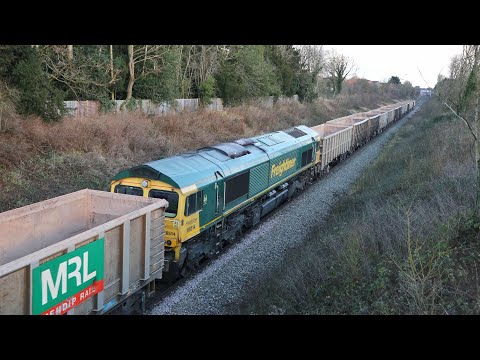 Class 66 In The Middle of 7C77 27/01/2022