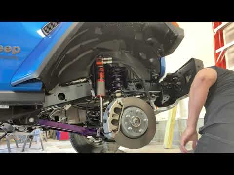 Jeep Wrangler 392 first Mod: Fox 3.0 Shocks Install