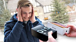 I Gave New Phones to Strangers... But Made Them Choose! – iPhone vs Samsung | TechKaboom