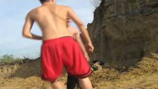 Good Times Free Run Friends