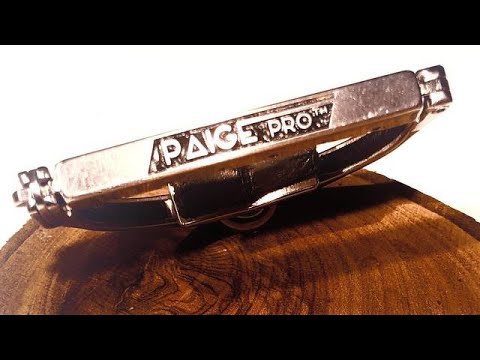 Paige Capo - PaigePro 6 string Electric capo- Expected delivery early 2022
