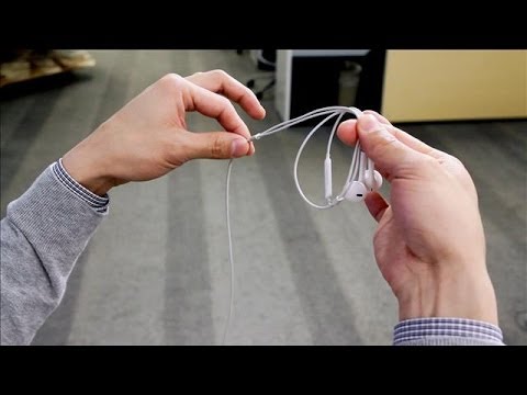 How to Tangle-Proof Your Earbud Cables