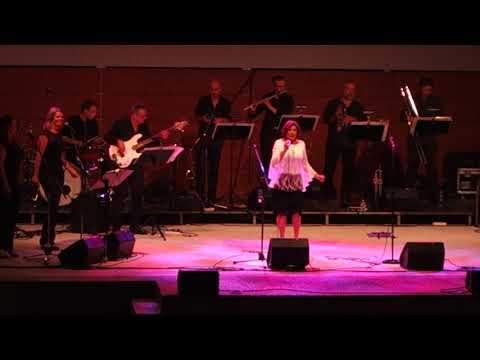 Marie Rottrová - Skořápky ořechů