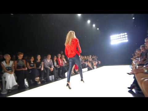 LMFF 2013 - L'Oréal Paris Runway 05