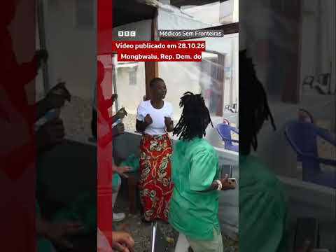 Médicos dançam e cantam nas ruas para comemorar alta de último caso de ebola na Rep. Dem. do Congo