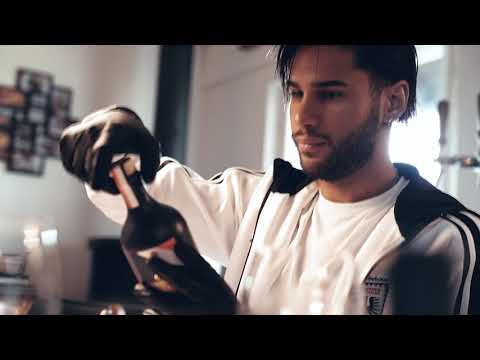 «Monkey in a Bottle – FC Aarau Edition»