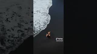 Not a big deal to ruined heels for these incredible moments, huh?) Memories from Bali ?