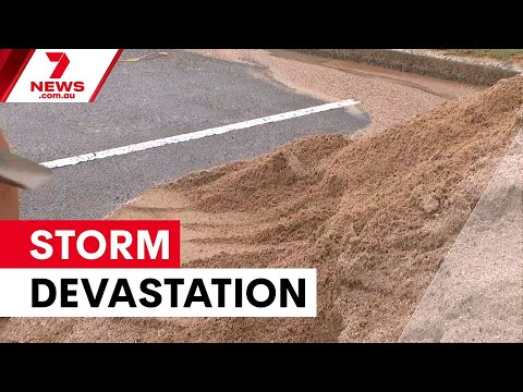 Landslide destroys home as storm batters Sydney | 7NEWS