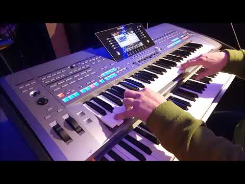 Franz Lambert Cover "Sarmoti - Land der Träume" live am Big Tyros 5