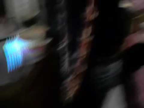 Oğlanın zor durumu :)