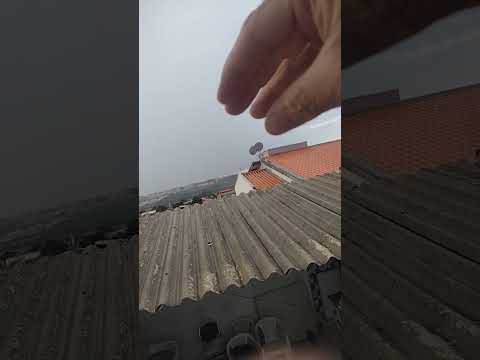 uma pequena nuvem carregada em direção a Sorocaba São Paulo 🇧🇷🙏