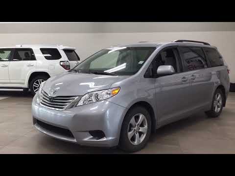 2017 Toyota Sienna LE Review