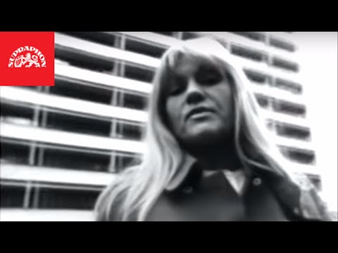 Eva Pilarová - Kolotoč (oficiální video)