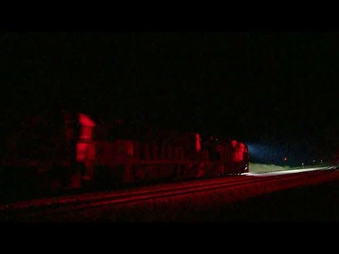 Pacific National MP5 Freight Train At Night - PoathTV Australian Railways