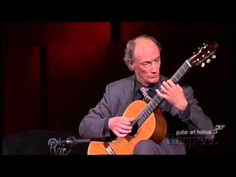 Roberto Aussel:live concert playing Barrios, Ginastera & Nunez