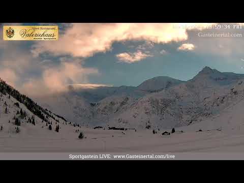 Wolkenspiel in Sportgastein - es reißt auf...